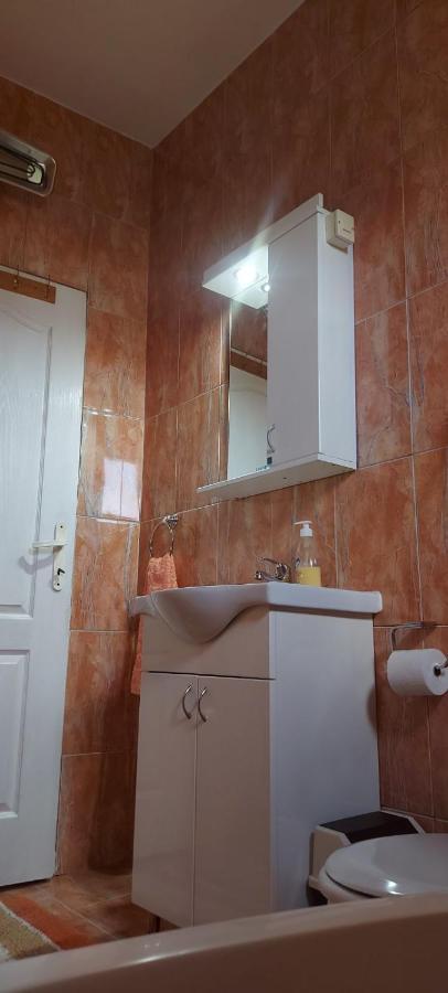 דונג'י מלינובאץ' Apartman ,,Milica" מראה חיצוני תמונה